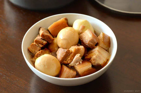 Thịt kho trứng